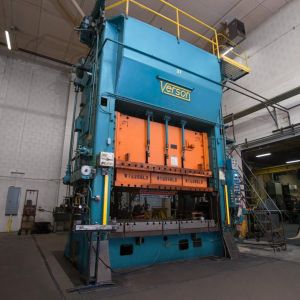 Verson 500 ton press, 60” x 108” bed size